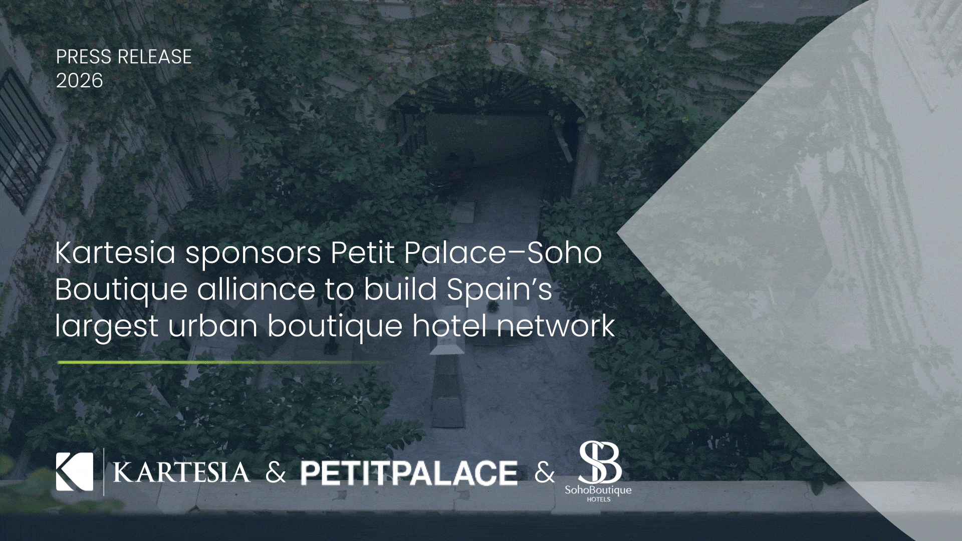 deals-petit-palace-soho-1-1.gif